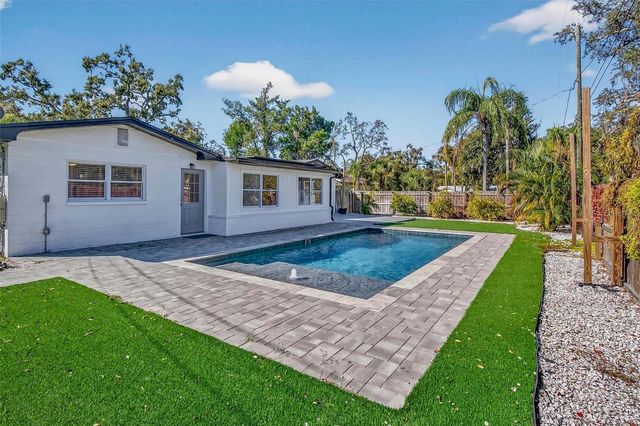 2867 51ST AVENUE S, St Petersburg, FL 33712