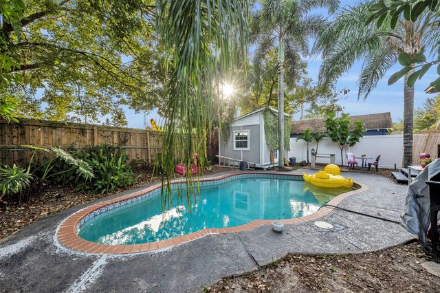 414 E MURIEL STREET, Orlando, FL 32806