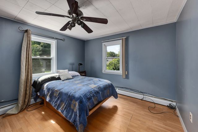 37 Riverdale Ave, Haverhill, MA 01835