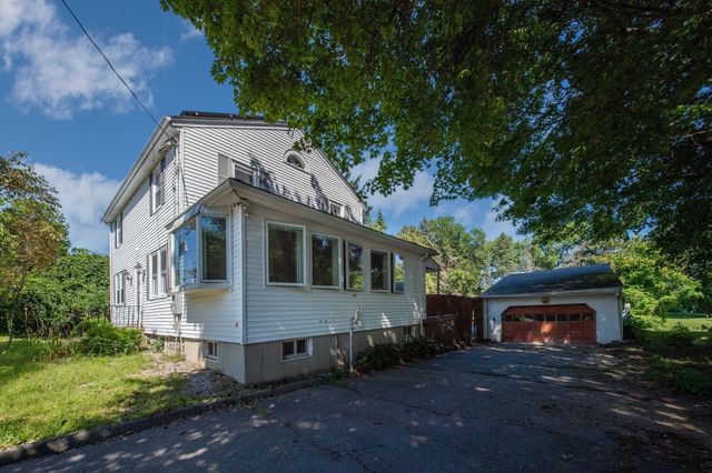 37 Riverdale Ave, Haverhill, MA 01835