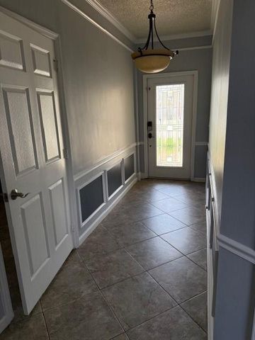 5861 N Plum Bay Parkway, Tamarac, FL 33321