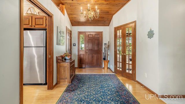 5006 Tall Pines Road, Florence T-wi, WI 54121