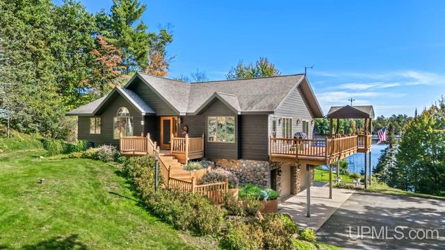 5006 Tall Pines Road, Florence T-wi, WI 54121