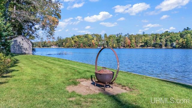 5006 Tall Pines Road, Florence T-wi, WI 54121