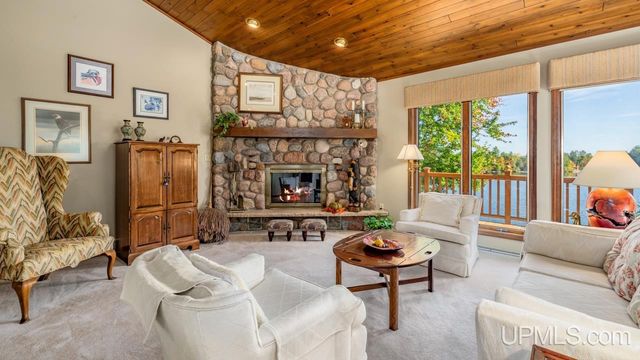 5006 Tall Pines Road, Florence T-wi, WI 54121