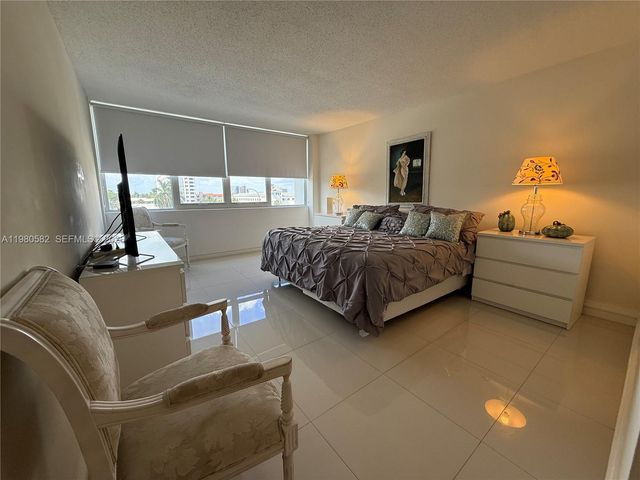 3140 S Ocean Dr 310, Hallandale Beach, FL 33009