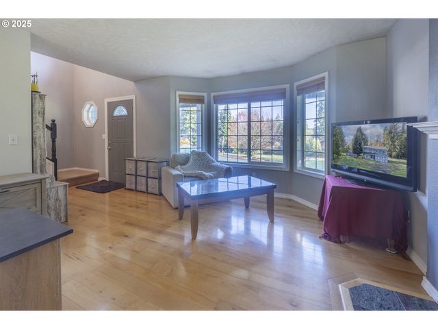 92702 FERN HILL Rd, Astoria, OR 97103