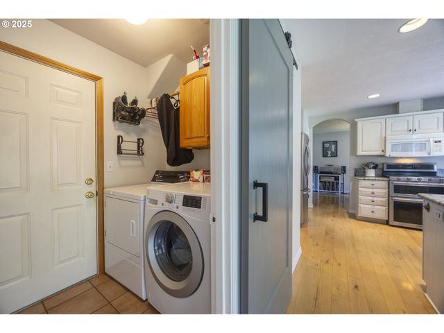 92702 FERN HILL Rd, Astoria, OR 97103