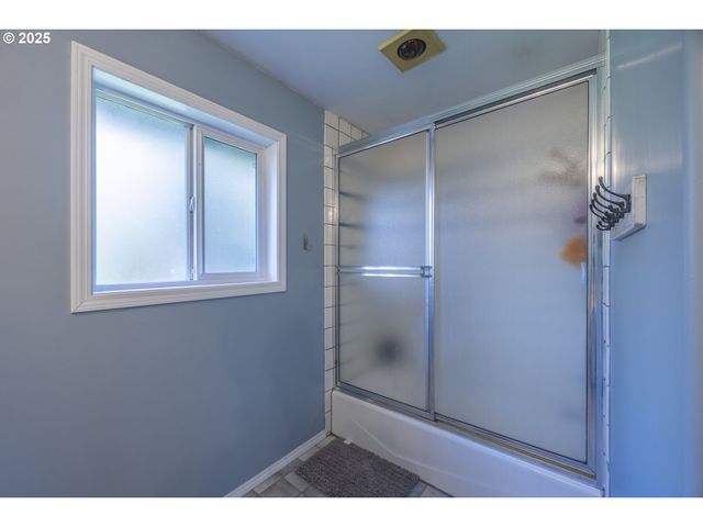 92702 FERN HILL Rd, Astoria, OR 97103