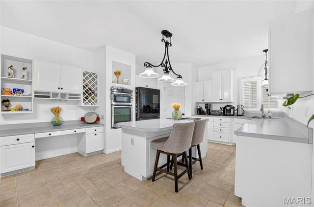 509 Autumn Bluff Drive, Ellisville, MO 63021