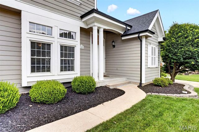 509 Autumn Bluff Drive, Ellisville, MO 63021