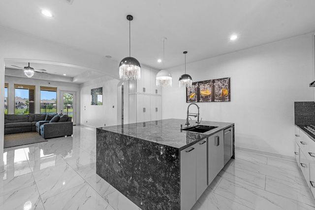 11415 Stonecreek Bend Lane, Cypress, TX 77433