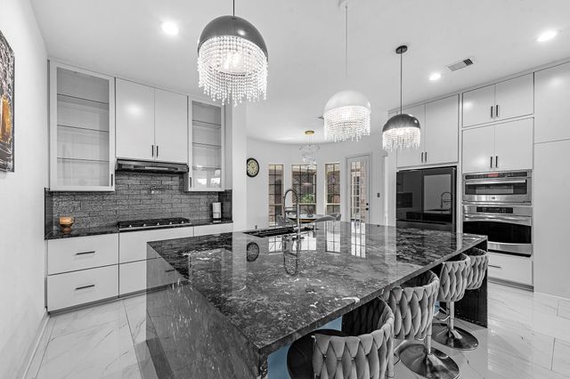 11415 Stonecreek Bend Lane, Cypress, TX 77433