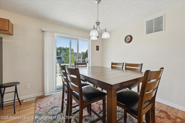 8687 Yellowstone Lane, Lansing, MI 48917