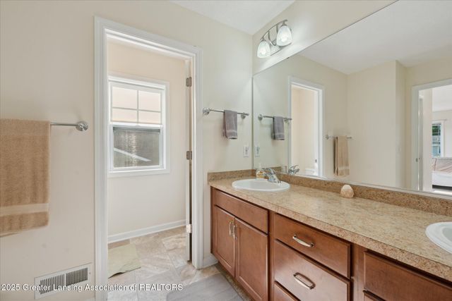 8687 Yellowstone Lane, Lansing, MI 48917