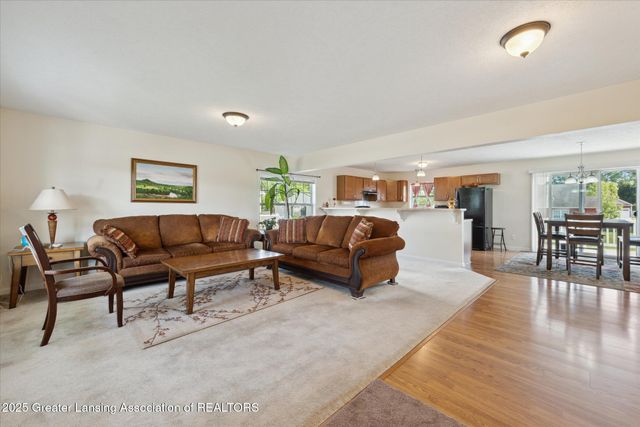 8687 Yellowstone Lane, Lansing, MI 48917