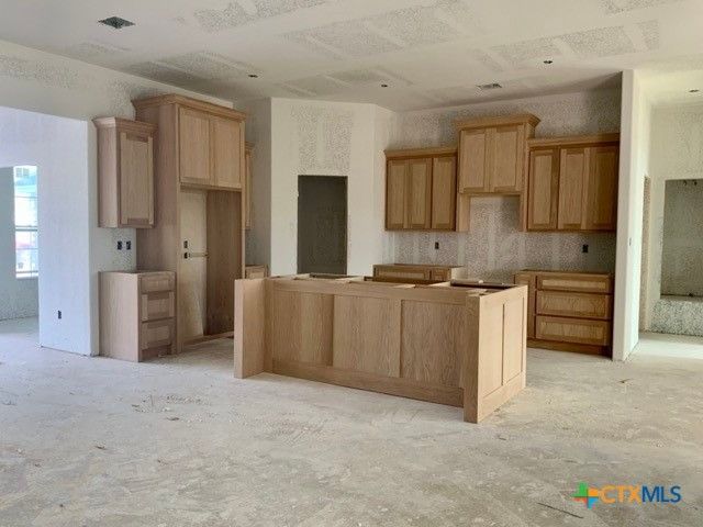 1424 Four Sixes Ranch Road, Salado, TX 76571