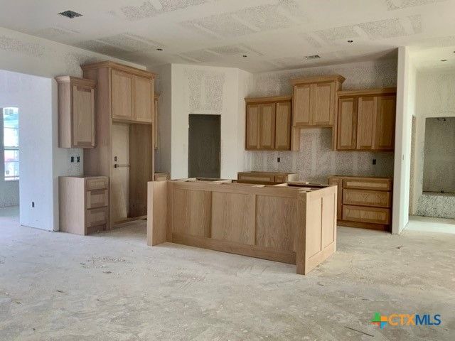 1424 Four Sixes Ranch Road, Salado, TX 76571