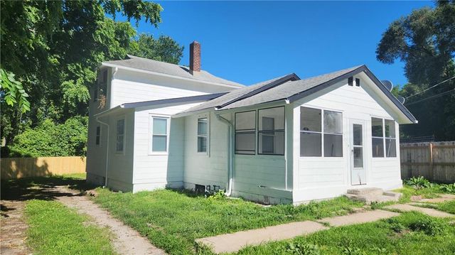 1108 S Harris Avenue, Independence, MO 64054