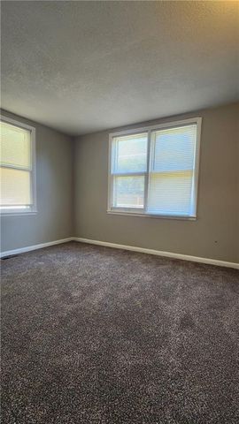 1108 S Harris Avenue, Independence, MO 64054