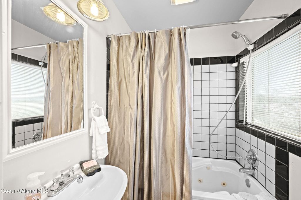 114 N COEUR D ALENE AVE, Harrison, ID 83833 photo 46
