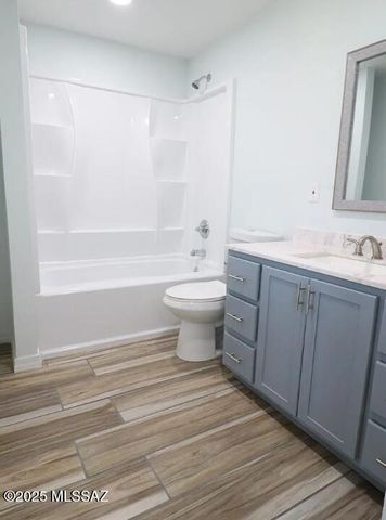 202 W Laguna Street, Tucson, AZ 85705