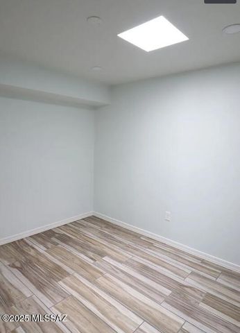 202 W Laguna Street, Tucson, AZ 85705
