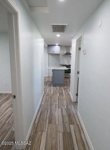 202 W Laguna Street, Tucson, AZ 85705