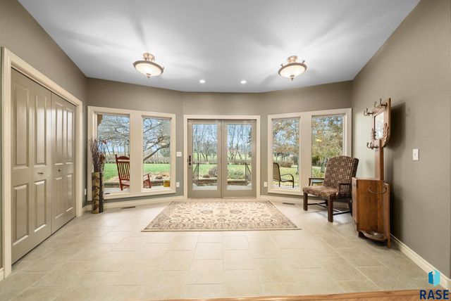 25787 N Kiwanis Ave Avenue, Renner, SD 57055