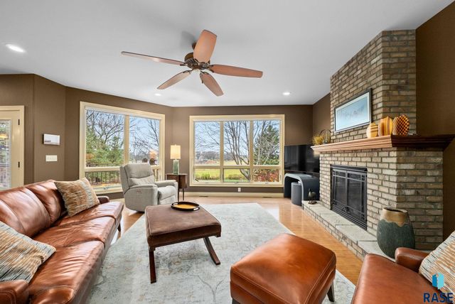 25787 N Kiwanis Ave Avenue, Renner, SD 57055