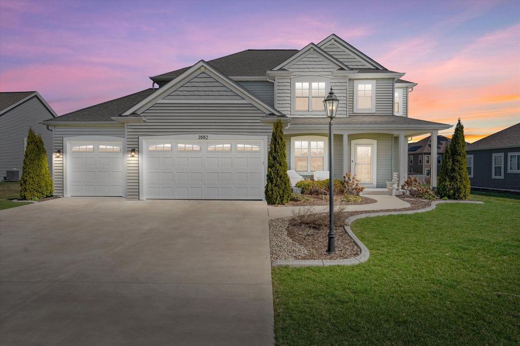 3552 Olde Howell ROAD, Waukesha, WI 53188