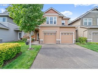 312 Ne 105TH Ave, Hillsboro, OR 97006