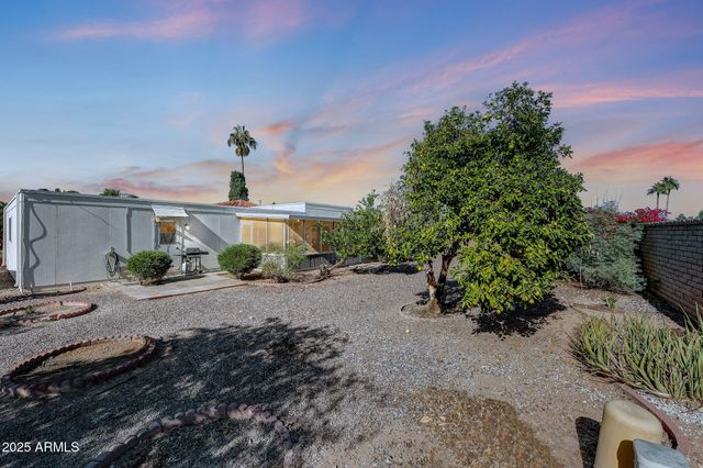 9533 W CEDAR HILL Circle N, Sun City, AZ 85351