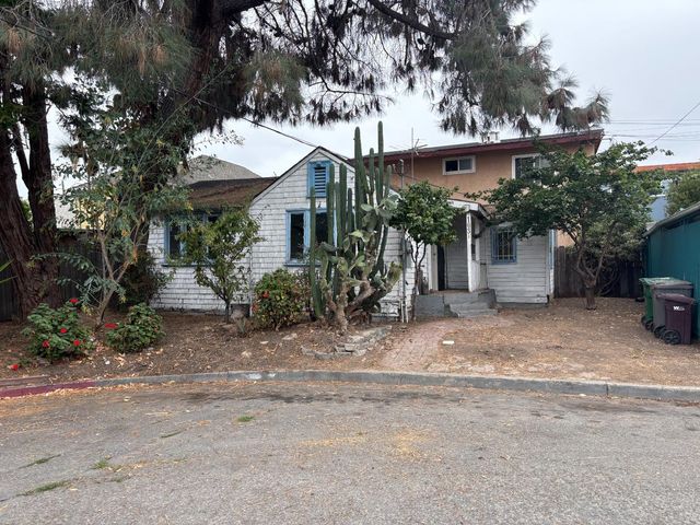 1631 Rosedale Avenue, Oakland, CA 94601