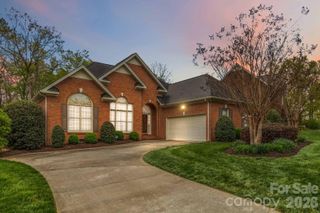 1443 Porch Swing Lane, Matthews, NC 28104