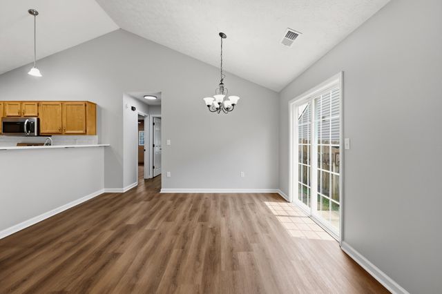 208 Timberwood Trace, Georgetown, KY 40324