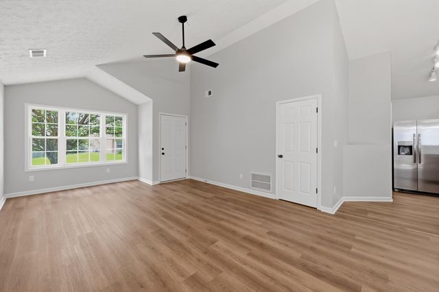 208 Timberwood Trace, Georgetown, KY 40324