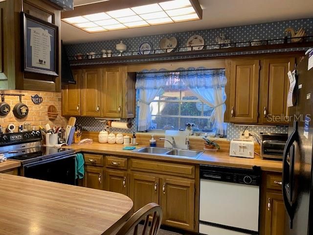 716 ALPINE STREET, Altamonte Springs, FL 32701