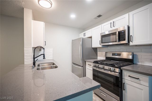 2200 South Fort Apache Road 2192, Las Vegas, NV 89117