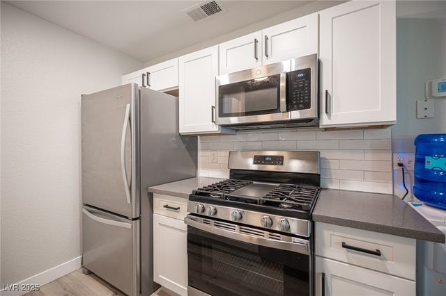 2200 South Fort Apache Road 2192, Las Vegas, NV 89117