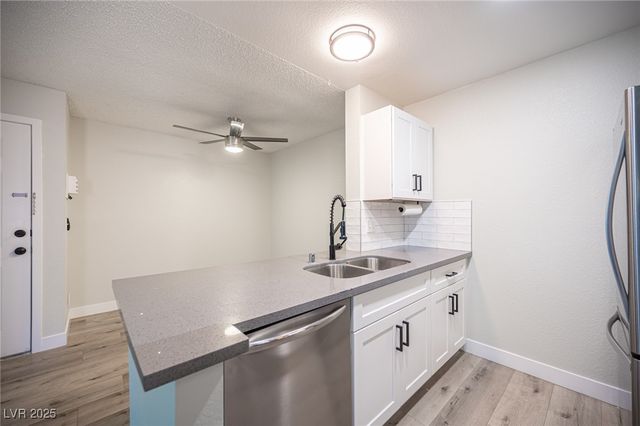 2200 South Fort Apache Road 2192, Las Vegas, NV 89117