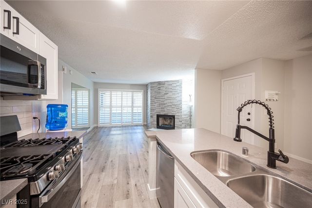 2200 South Fort Apache Road 2192, Las Vegas, NV 89117