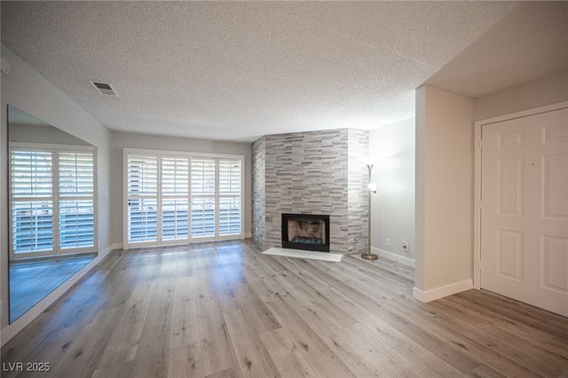 2200 South Fort Apache Road 2192, Las Vegas, NV 89117