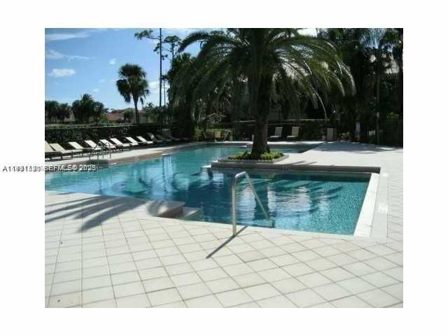 3300 N Pinewalk Dr N 1928, Margate, FL 33063