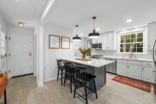 154 N 88th STREET, Wauwatosa, WI 53226