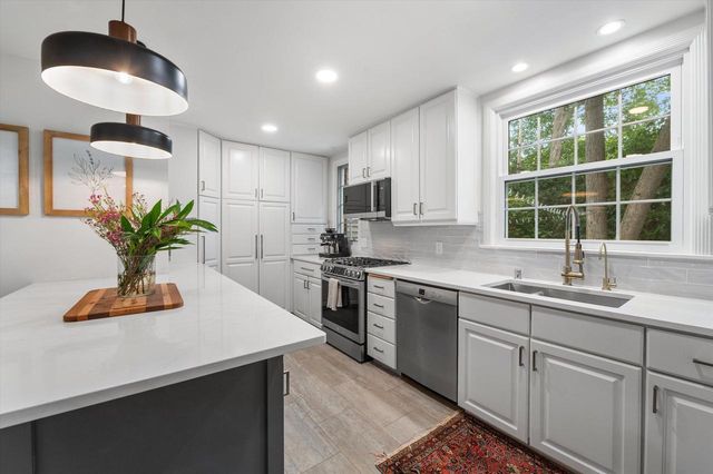 154 N 88th STREET, Wauwatosa, WI 53226