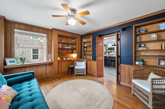 154 N 88th STREET, Wauwatosa, WI 53226