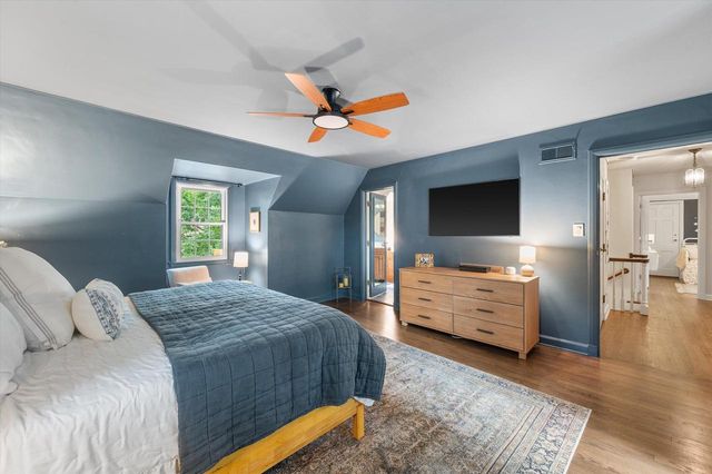 154 N 88th STREET, Wauwatosa, WI 53226