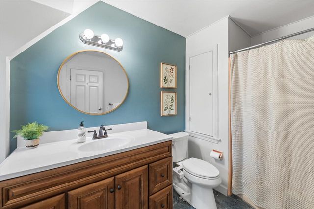154 N 88th STREET, Wauwatosa, WI 53226