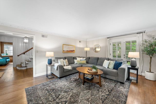 154 N 88th STREET, Wauwatosa, WI 53226